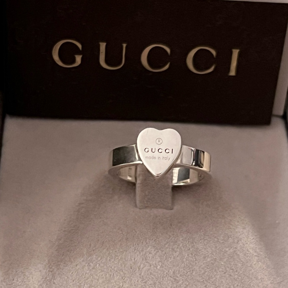 Gucci Sterling Silver Heart Ring (925) with Box